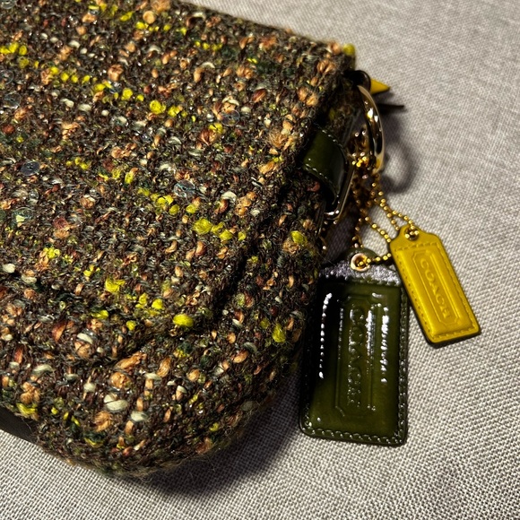 NWT Coach Green/ Brown Fall Tweed Chelsea Boucle Flap Bag - Picture 2 of 11